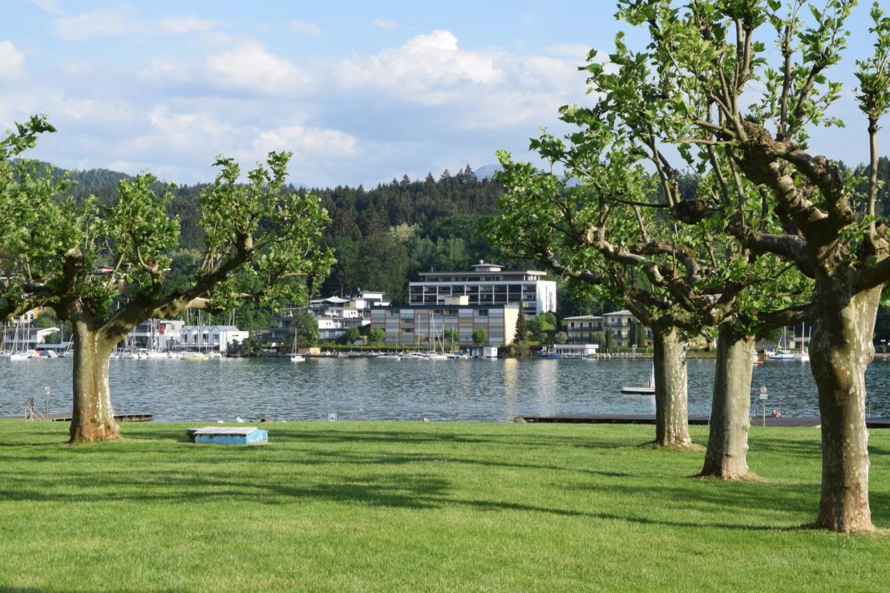 Bullsliving Seeapartment 1 Am Corso Velden am Woerthersee Exterior photo
